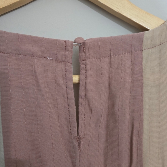 Striped Ruffle Romper - Picture 6 of 9